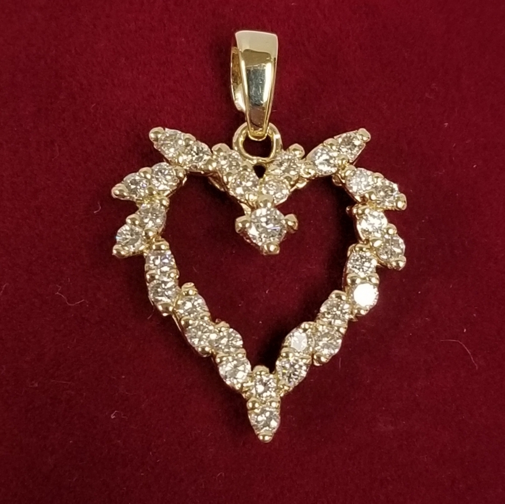 14k Yellow Gold Diamond Heart Pendant